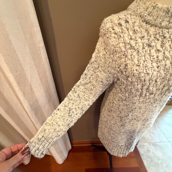 American Eagle Women's Oatmeal Chunk Knit Sweater Dress, Size Large - Picture 5 of 15